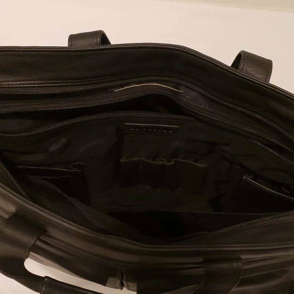 El Portal Black Leather briefcase